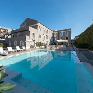 Hotell Airone